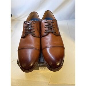 FLORSHEIM BROWN LEATHER LACE UP SHOES. Brand new with box. Cost &139.99 Sz 11